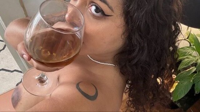 Springfield MO Independent Female Escort — Incall/Outcall & Car Fun - 1