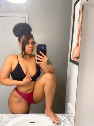 Kansas City Female Escort — Incall & Outcall 24/7, Host or Visit - 1