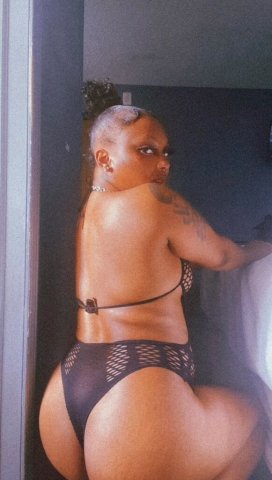 Milwaukee Female Escort — In/Outcall + Cardate - 1