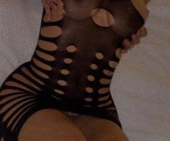 Minneapolis / St. Paul escorts - Lia (26) — Minneapolis/St. Paul Female Escort