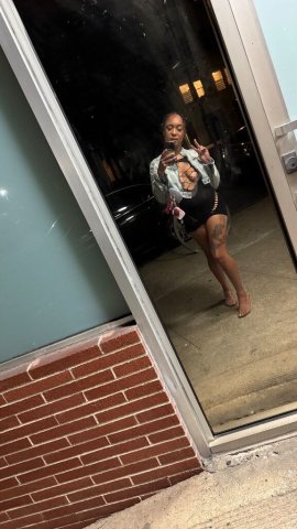 Sacramento Female Escort — Outcalls, Screening Required - 1