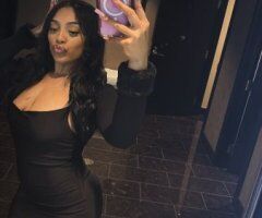 Tacoma WA Curvy Fetish-Friendly Female Escort for Facetime Shows - Image 5