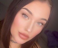 Seattle WA BBW Female Escort — Duo girl-on-girl services - Image 4