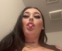 Seattle WA BBW Female Escort — Duo girl-on-girl services - Image 5