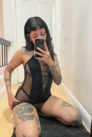 Young & Sexy Incall/Outcall Female Escort — Car Fun, Blowjob, 69 & GFE - 1