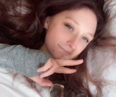 Ventura escorts - Affectionate female escort in Ventura, CA — Rico