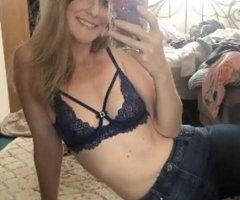 Little Rock, Arkansas Female Escort — 40 Bare back + Video chat & custom sell - Image 9