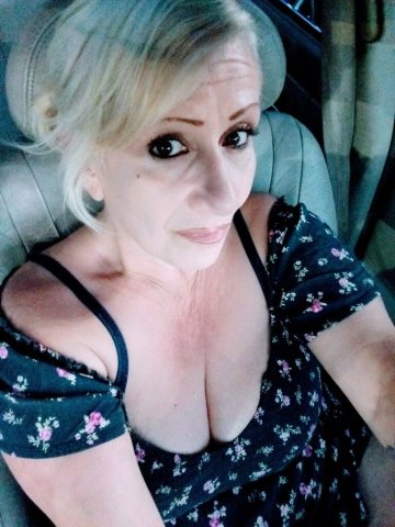 Reno NE Female Escort — GFE & Roleplay Oral (52) - 1