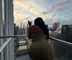 Kansas City MO Female Escort — 6'3 Southern Amazonian - Image 7