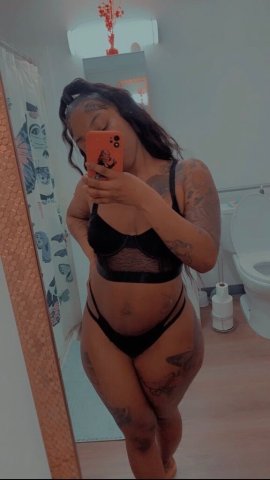 San Fernando Valley Ashley — Female Escort for Outcalls & Incalls - 1