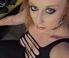 Louisville Female Escort — Incall only - Image 2