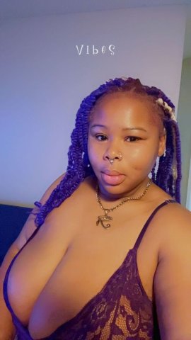 Tacoma In-Call Female Escort — BBJ, QV, HHR, GFE - 1