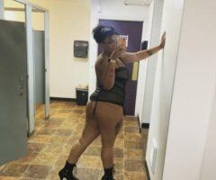 Spokane Female Escort — thick & curvy with 40 DDs (safe play only) - Image 4