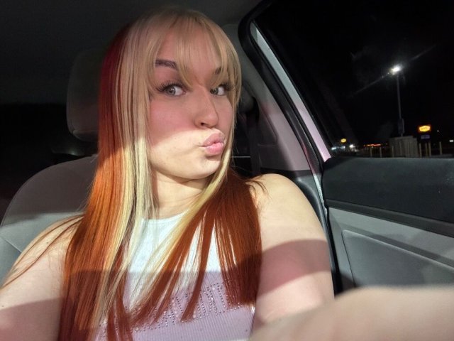 Sammie (28) — Bakersfield Fun-Size Ball of Fun - 1