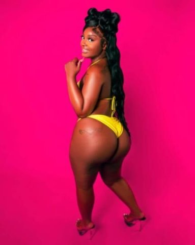 Warm & Creamy Model Shape — Thick, Slim Waist & Flat Stomach (Filipina/Crelé) — 24 — Incall Bed-Stuy + Outcalls - 1