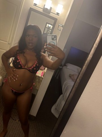 Amari (22) — Female Escort, Mobile for Outcalls (Uber/Lyft or Deposit), 22 - 1