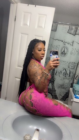Nashville OUT CALLS ONLY Female Escort — Diamond Body Detail - 1
