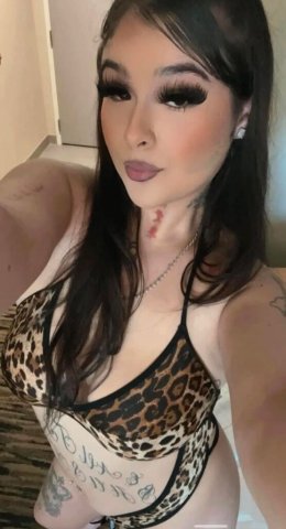 Fayetteville AR Female Escort — 2Girl Special - 1