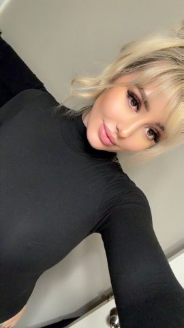 Ogden Blonde Female Escort — Flirty Conversation & Playful Mischief - 1