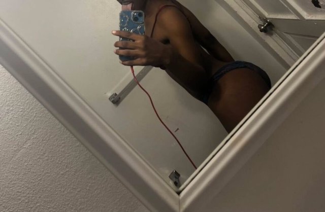 Slim/Petite Fantasy — Full Sessions (Nude), Massage & Private Dances in Shreveport - 1