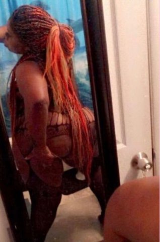 Detroit Fetish Outcall — LOW VOLUME Content, Feet & Wet Panty Requests (In/Out/Car) - 1