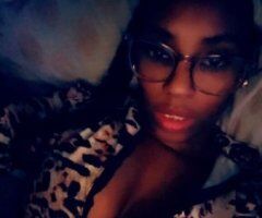 Los Angeles Female Escort — 5'2 Slim Thick - Image 2