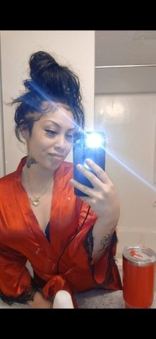 Latina Female Escort — Wichita, Kansas Dinner Dates & Outcalls - 1