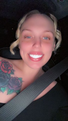 Albany Curvy Blonde Escort (26) — Upscale Companion & Facetime Verification - 1