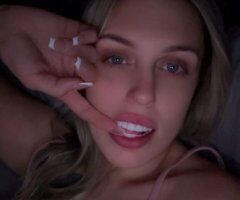 Albany Curvy Blonde Escort (26) — Upscale Companion & Facetime Verification - Image 2