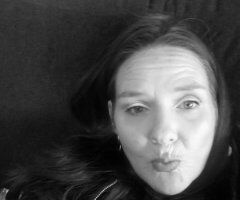 Indianapolis escorts - Friday Specials (39) — Outcall & Carplay Only
