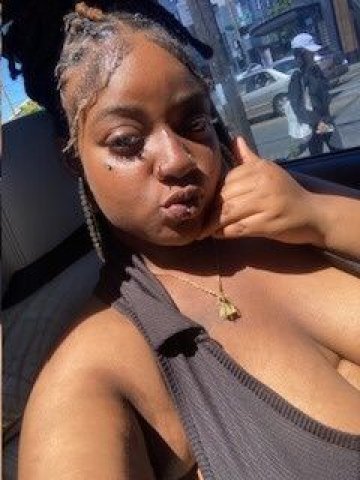Everett WA Female Escort — tight & wet (creamer) outcalls - 1
