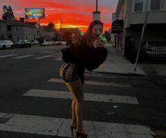 Luna in San Diego — FaceTime verification show special - Image 5