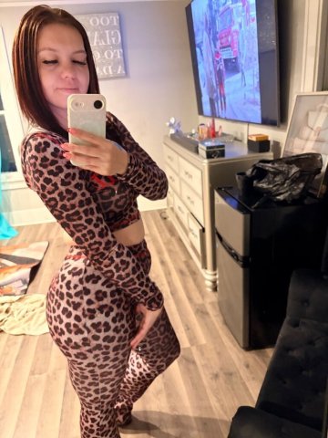 Curvy Female Escort — Fetish Friendly in Miami, FL (2 Girl) ❄️ - 1