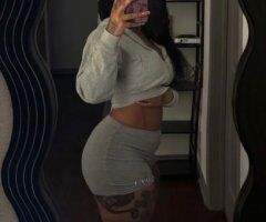 Miami escorts - Miami Outcall-Only Female Escort — No Anal, No Car Action