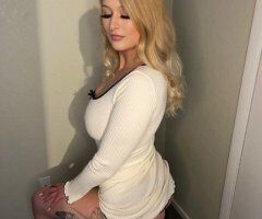 Seattle escorts - Facetime shows & content only — adult female companionship in Seattle