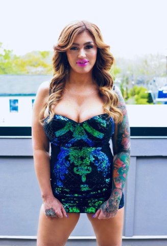 Busty Milf (40) Escort in New York City - 1