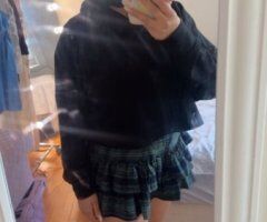Esmeralda (23) — Apartment Meet & Message - Image 4
