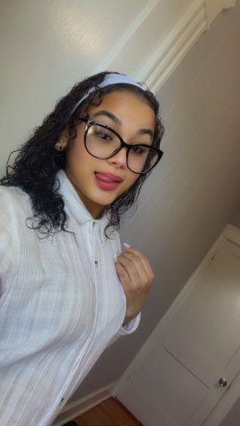 Sweet, playful escort in Pittsburgh (BBJ + NAL) — Zelle - 1