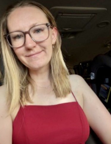 Medford, OR Hot Mom Incall & Outcall — Video Content Available - 1
