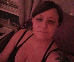 Tampa FL Female Escort — Curvy confident meet-up - Image 2