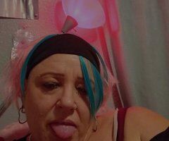 Tampa FL Female Escort — Curvy confident meet-up - Image 6