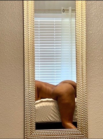 Latin Girl (25) — Roswell / Carlsbad Massage with Happy Ending - 1