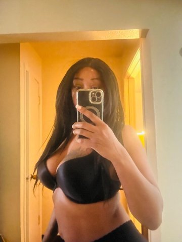 Shreveport/Bossier Curvy New York Escort — Pussy Soak & Wet (NY Bombshell) - 1
