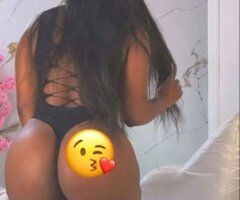 Bronx escorts - Pecan Honey (Bronx) — Female Escort with Curves & Playful Conversation