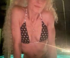 Tampa escorts - Tampa Incall — Full Hour Specials + Unlimited Pops