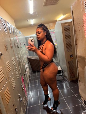Fort Lauderdale Female Escort — FaceTime Sessions Available - 1