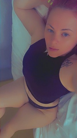 Chantilly Redhead Female Escort — Slim BBW, soft curves, pre-booking deposit - 1