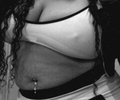 Cleveland escorts - Cleveland Ohio Incall Female Escort — Thick, 25, Pegging Available