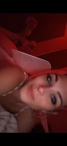 Los Angeles Female Escort — Incalls & Outcalls (No Car Dates) - 1