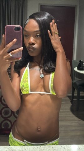 Palm Springs, CA Female Escort — Incall & Outcall (Fetish Friendly) | Video Verified - 1